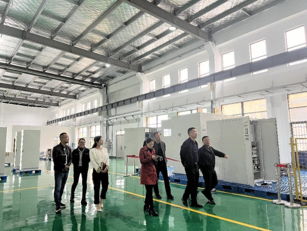 ?熱烈歡迎雨花經(jīng)開(kāi)區(qū)領(lǐng)導(dǎo)一行來(lái)訪紐帕科技!